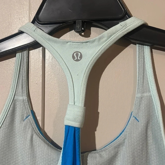 LULULEMON Built In Shelf Bra Tank Top Blue 2 Tone - Picture 6 of 10
